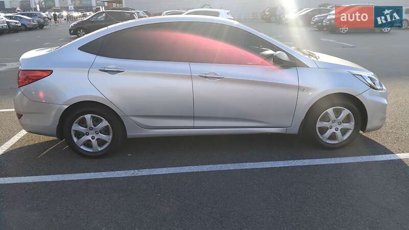 Седан Hyundai Accent 2012 в Киеве фото 6 Седан Hyundai Accent 2012 в Киеве