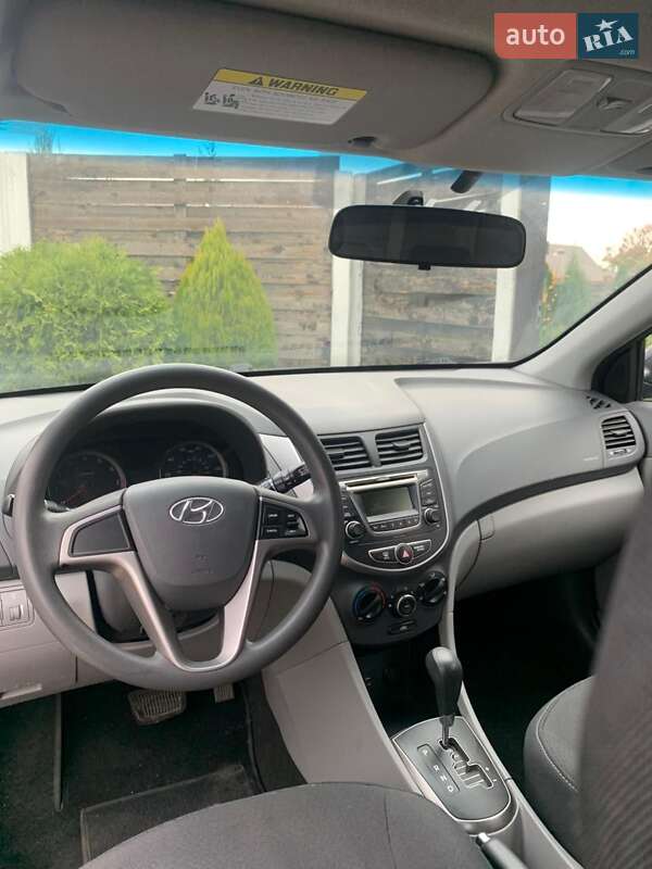 Хэтчбек Hyundai Accent 2017 в Киеве