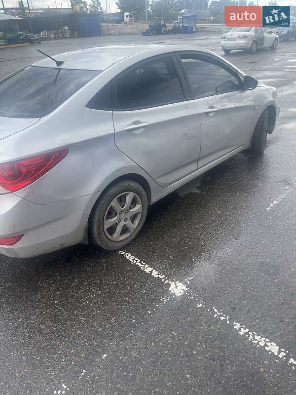 Седан Hyundai Accent 2011 в Харькове
