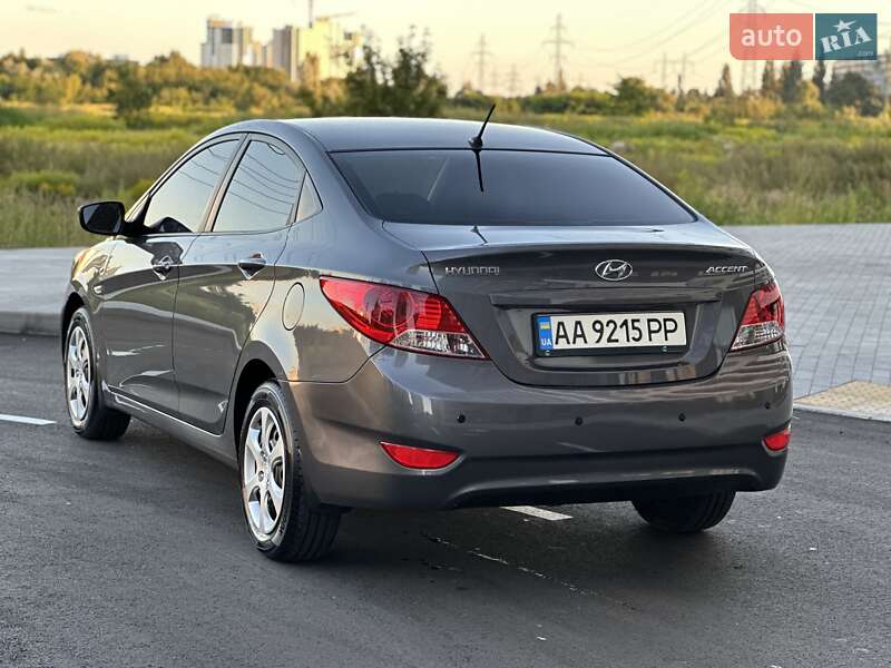 Седан Hyundai Accent 2013 в Киеве фото 5 Седан Hyundai Accent 2013 в Киеве