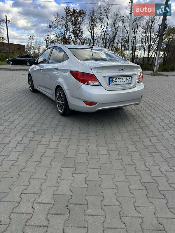 Седан Hyundai Accent 2016 в Хмельницком фото 5 Седан Hyundai Accent 2016 в Хмельницком