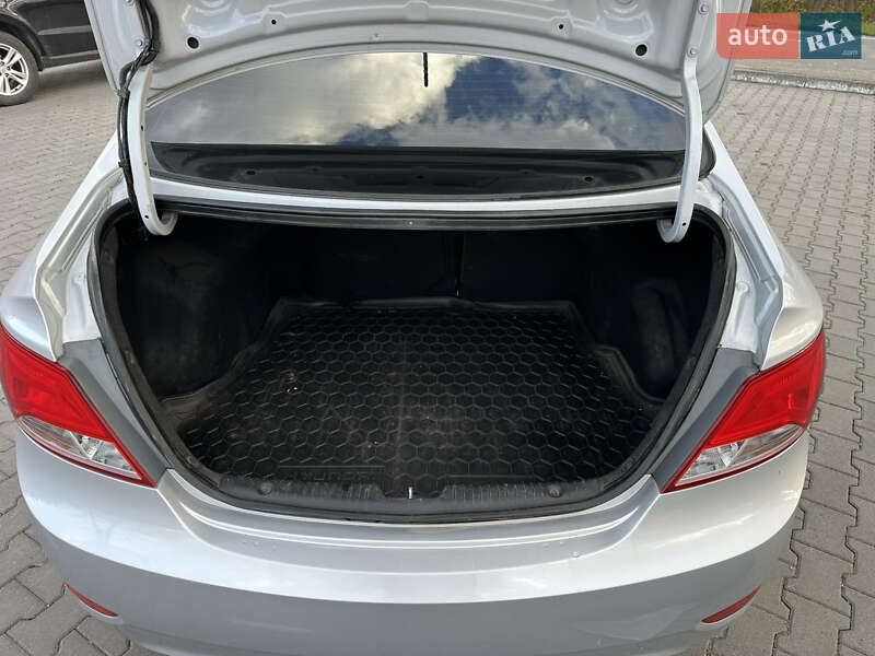 Седан Hyundai Accent 2016 в Хмельницком фото 17 Седан Hyundai Accent 2016 в Хмельницком