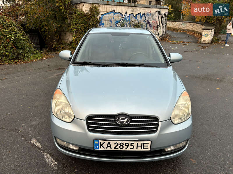 Седан Hyundai Accent 2008 в Киеве