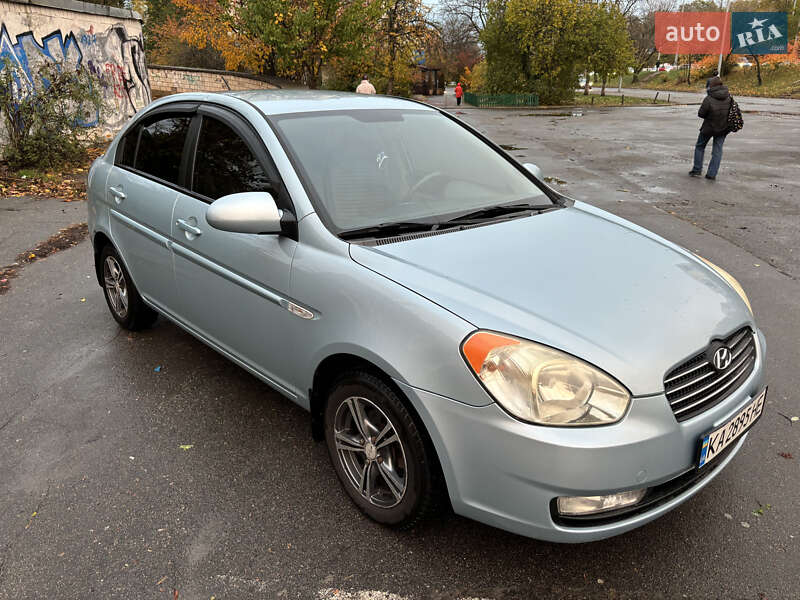 Седан Hyundai Accent 2008 в Киеве