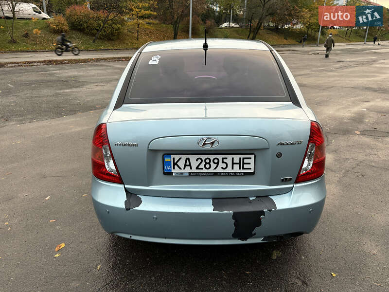 Седан Hyundai Accent 2008 в Киеве