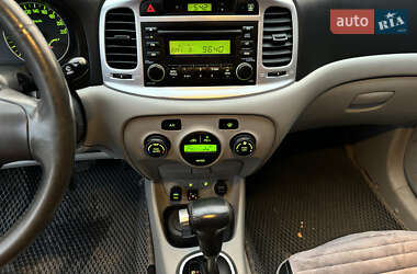 Седан Hyundai Accent 2008 в  фото 16 Седан Hyundai Accent 2008 в