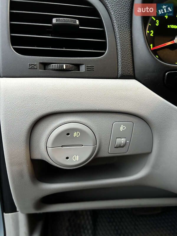 Седан Hyundai Accent 2008 в Киеве