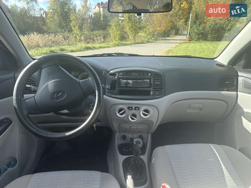 Седан Hyundai Accent 2008 в Львове