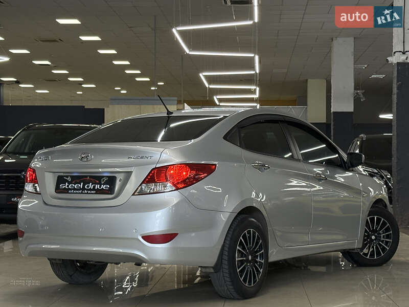 Седан Hyundai Accent 2011 в Николаеве фото 9 Седан Hyundai Accent 2011 в Николаеве