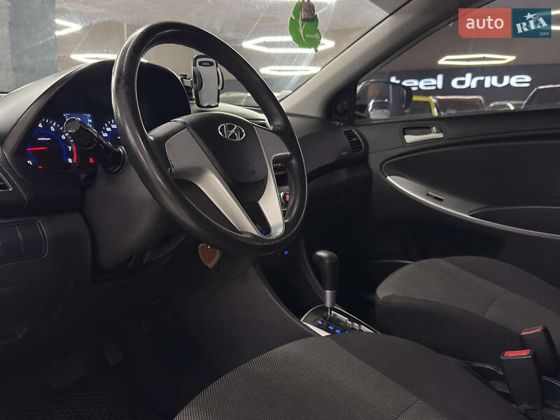 Седан Hyundai Accent 2011 в Николаеве фото 13 Седан Hyundai Accent 2011 в Николаеве