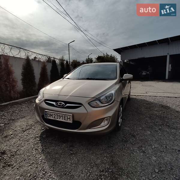 Седан Hyundai Accent 2012 в Сумах фото Седан Hyundai Accent 2012 в Сумах