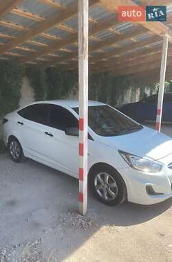 Седан Hyundai Accent 2013 в Кропивницком
