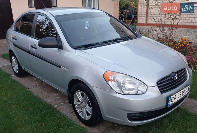 Седан Hyundai Accent 2010 в Корсуне-Шевченковском фото 20 Седан Hyundai Accent 2010 в Корсуне-Шевченковском