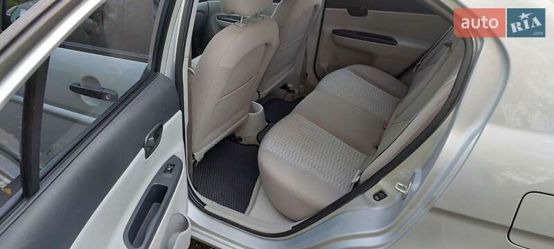 Седан Hyundai Accent 2008 в Кременчуге фото 4 Седан Hyundai Accent 2008 в Кременчуге