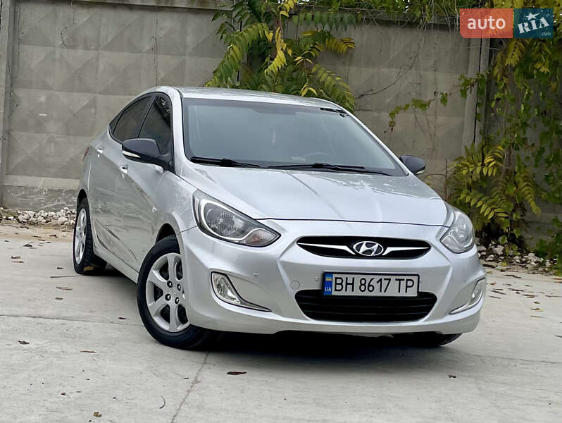 Седан Hyundai Accent 2011 в Одесі фото Седан Hyundai Accent 2011 в Одесі
