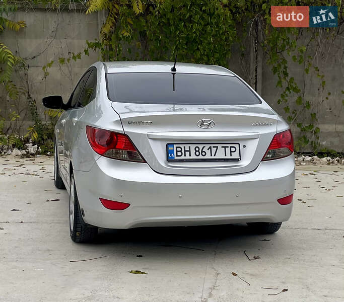Седан Hyundai Accent 2011 в Одесі фото 17 Седан Hyundai Accent 2011 в Одесі