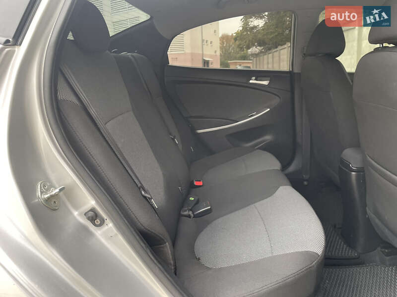 Седан Hyundai Accent 2011 в Одесі фото 47 Седан Hyundai Accent 2011 в Одесі