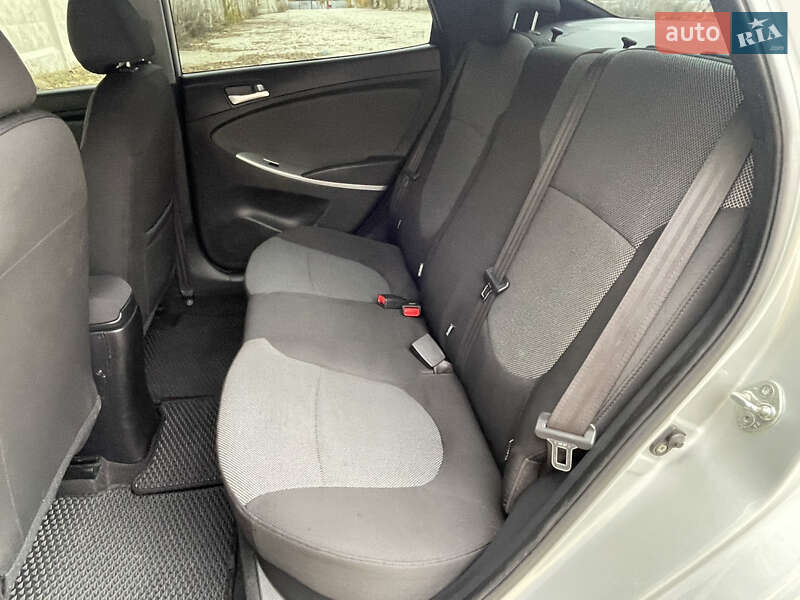 Седан Hyundai Accent 2011 в Одесі фото 52 Седан Hyundai Accent 2011 в Одесі