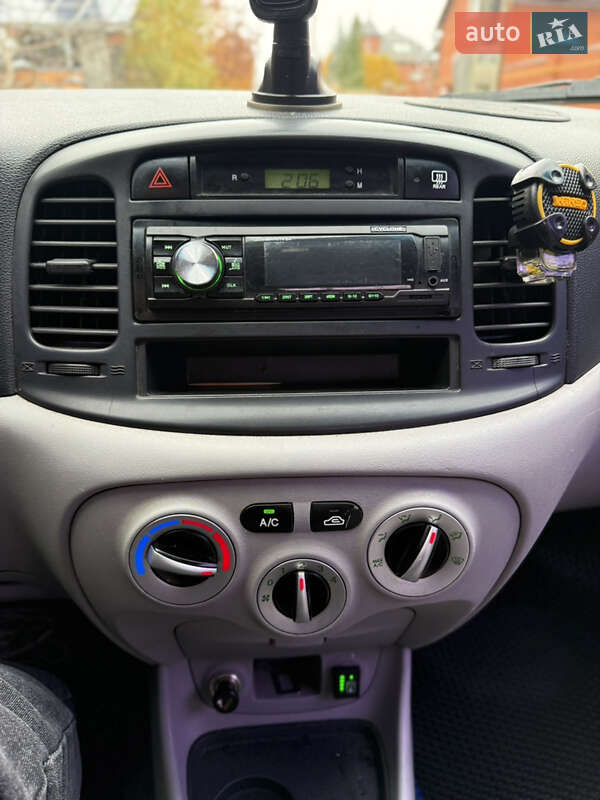 Седан Hyundai Accent 2008 в Харькове фото 11 Седан Hyundai Accent 2008 в Харькове