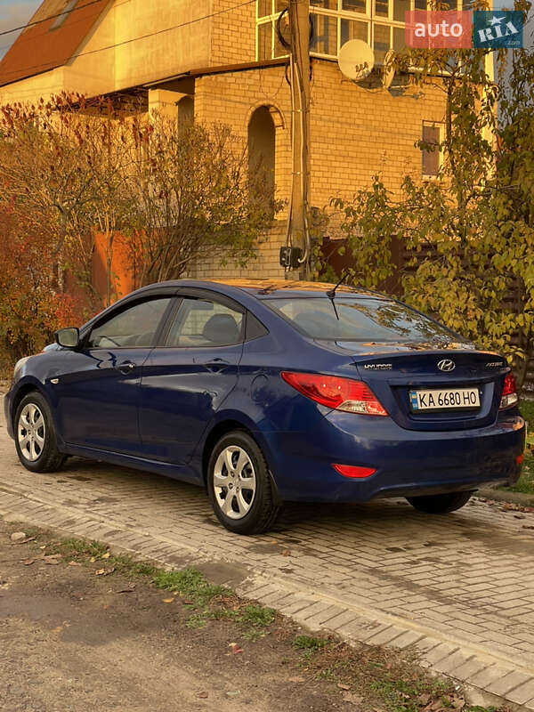 Седан Hyundai Accent 2013 в Харкові