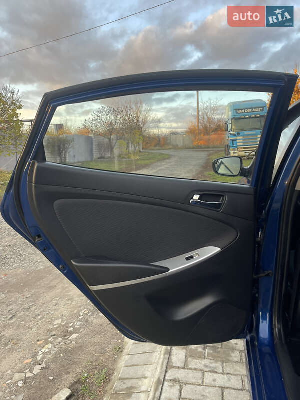 Седан Hyundai Accent 2013 в Харкові
