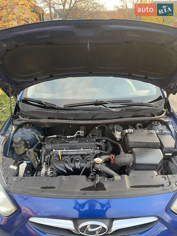 Седан Hyundai Accent 2013 в Харкові