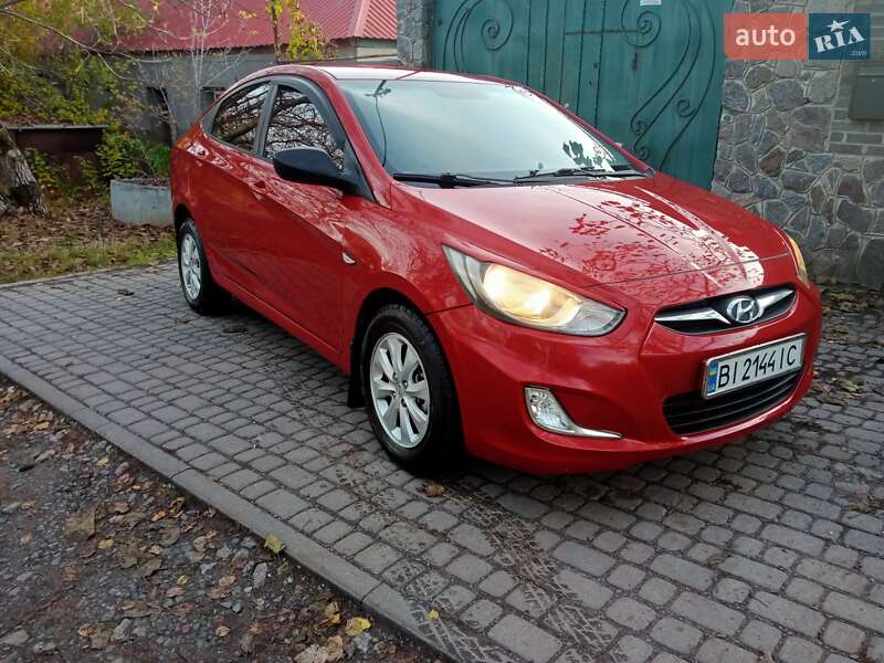 Hyundai Accent 2011 Hyundai Accent 2011