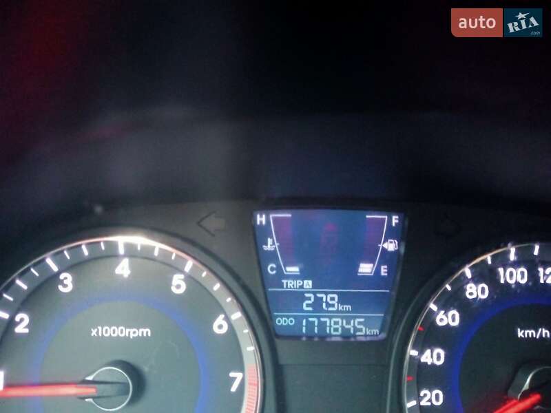 Седан Hyundai Accent 2011 в Полтаві