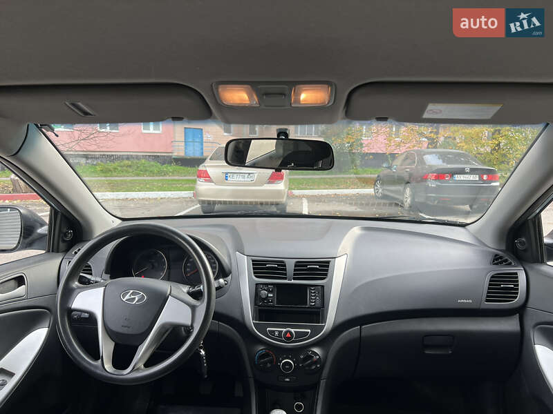 Седан Hyundai Accent 2012 в Харькове фото 11 Седан Hyundai Accent 2012 в Харькове