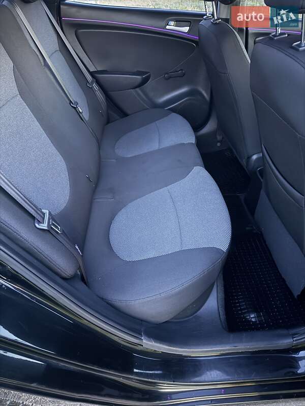 Седан Hyundai Accent 2011 в Тернополе