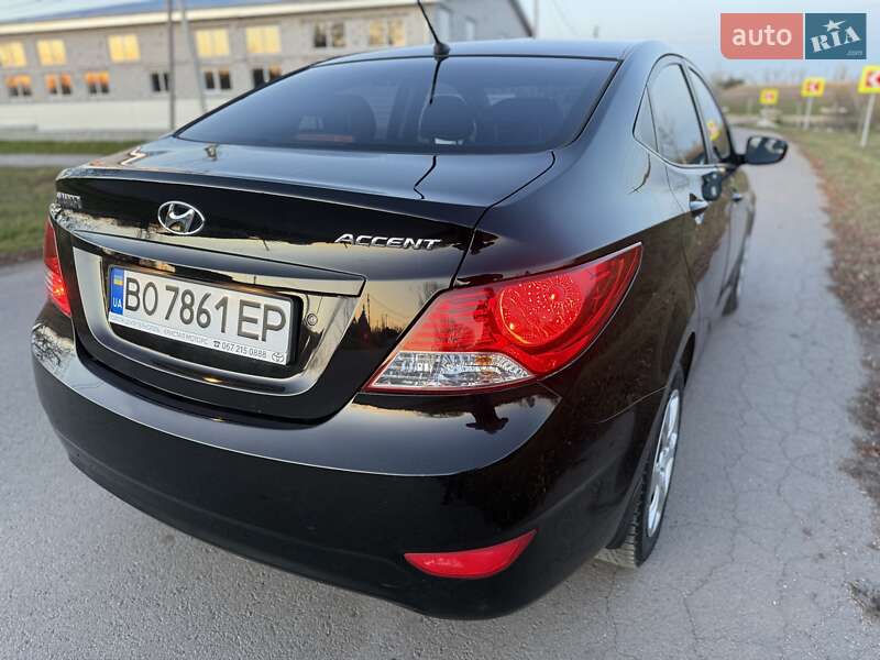 Седан Hyundai Accent 2011 в Тернополе