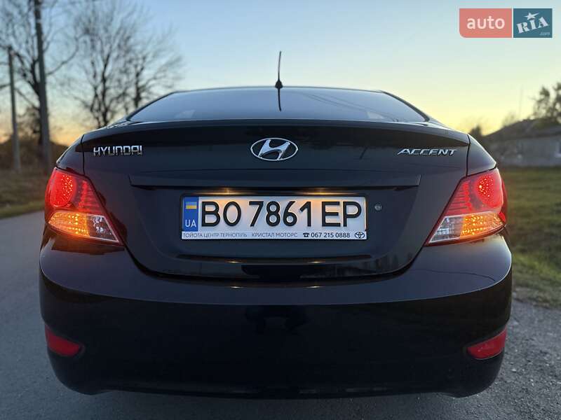 Седан Hyundai Accent 2011 в Тернополе