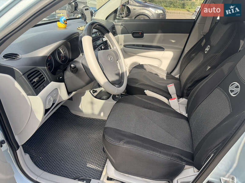Седан Hyundai Accent 2008 в Миколаєві
