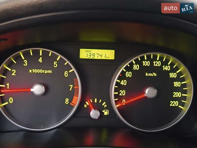 Седан Hyundai Accent 2009 в Мене