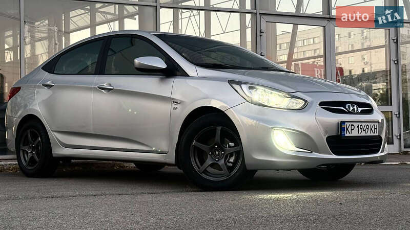 Седан Hyundai Accent 2012 в Запоріжжі фото 4 Седан Hyundai Accent 2012 в Запоріжжі