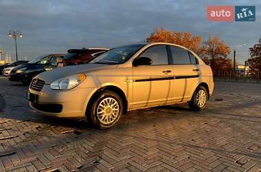 Седан Hyundai Accent 2009 в Харкові