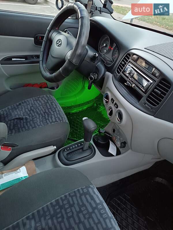 Седан Hyundai Accent 2008 в Киеве фото 39 Седан Hyundai Accent 2008 в Киеве