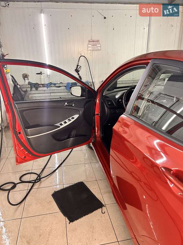 Седан Hyundai Accent 2012 в Одессе фото 6 Седан Hyundai Accent 2012 в Одессе