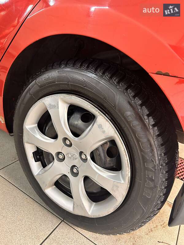 Седан Hyundai Accent 2012 в Одессе фото 40 Седан Hyundai Accent 2012 в Одессе