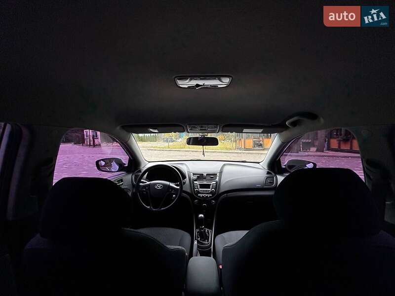 Седан Hyundai Accent 2012 в Трускавце