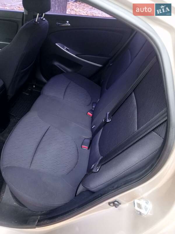 Седан Hyundai Accent 2011 в Києві фото 7 Седан Hyundai Accent 2011 в Києві