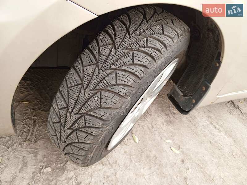 Седан Hyundai Accent 2011 в Києві фото 27 Седан Hyundai Accent 2011 в Києві