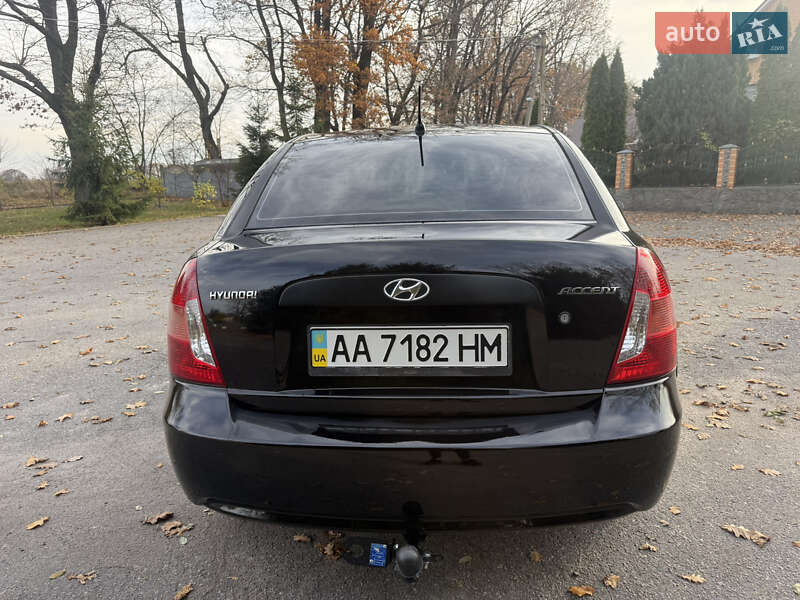Седан Hyundai Accent 2008 в Прилуках