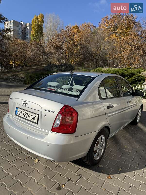 Седан Hyundai Accent 2008 в Одесі