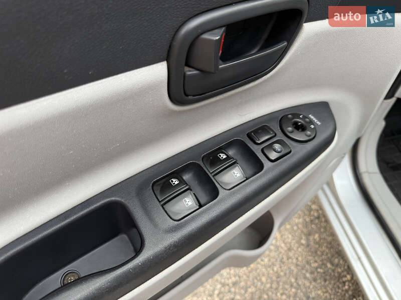 Седан Hyundai Accent 2007 в Харькове фото 20 Седан Hyundai Accent 2007 в Харькове