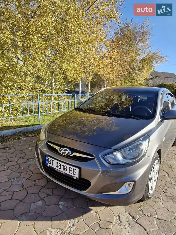Hyundai Accent