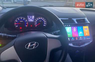 Седан Hyundai Accent 2011 в Киеве