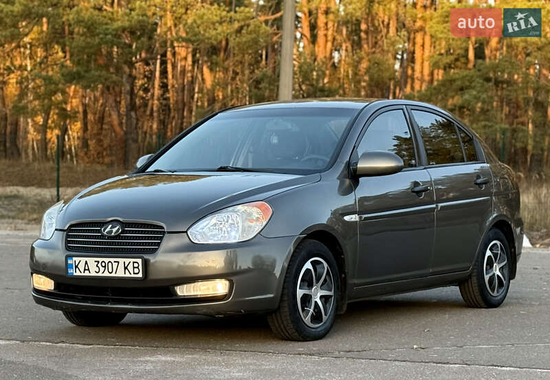 Седан Hyundai Accent 2008 в Киеве