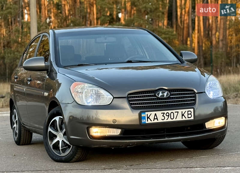 Седан Hyundai Accent 2008 в Киеве