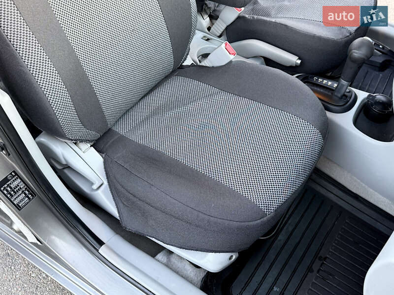 Седан Hyundai Accent 2008 в Киеве